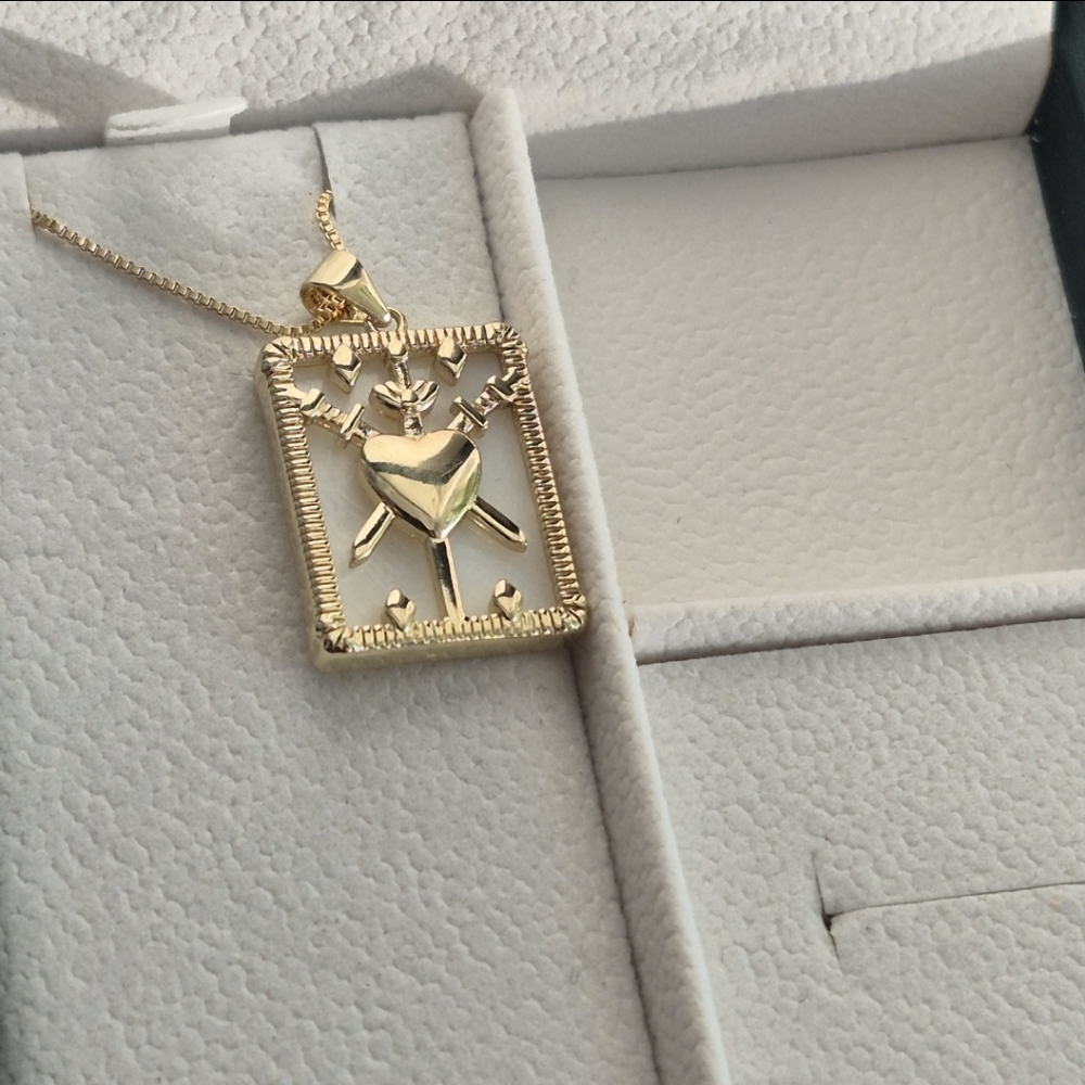 Heart Necklace - Picture 2 of 2